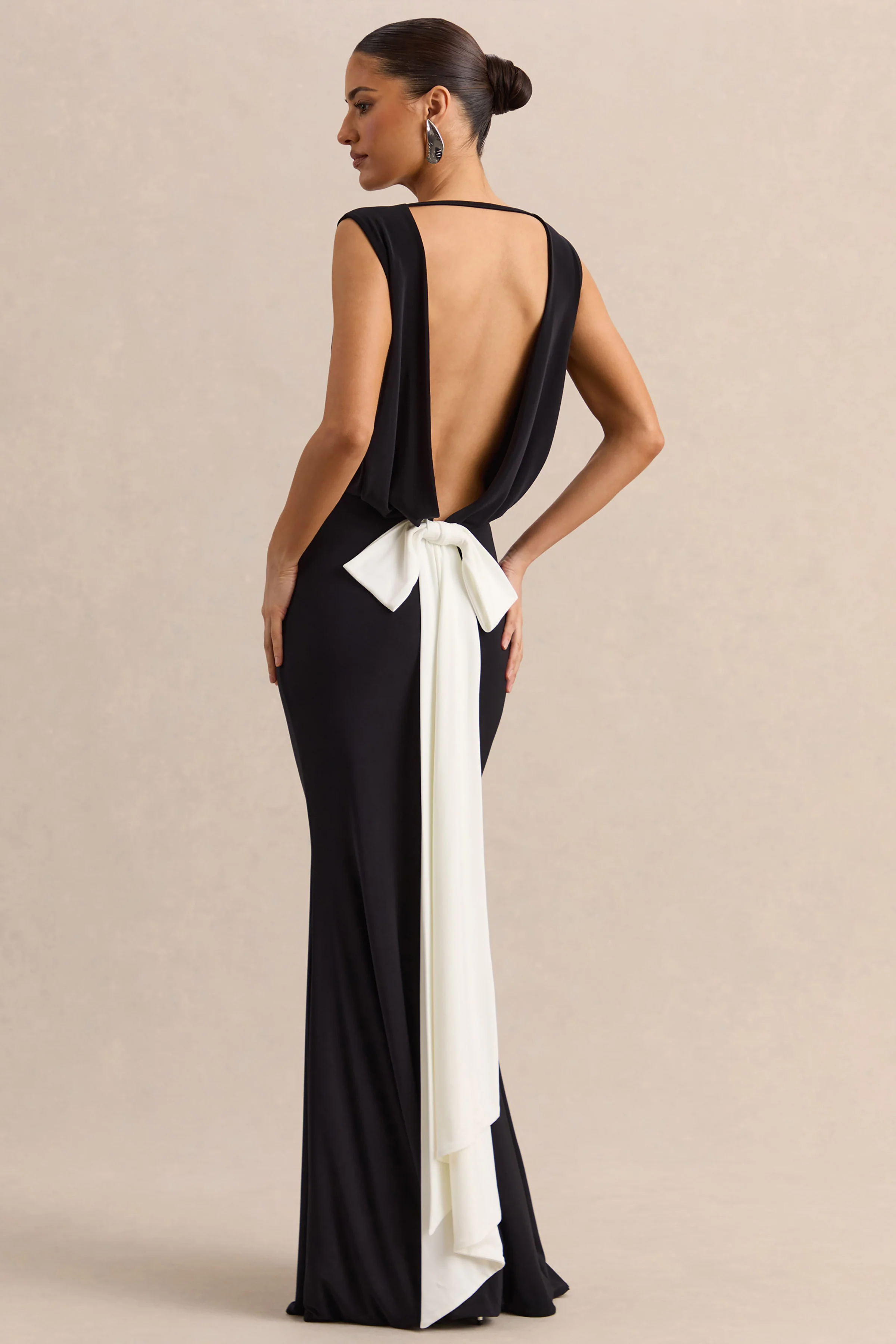 Elicette | Black Round-Neck Maxi Dress With Open-Back And Bow-Detail