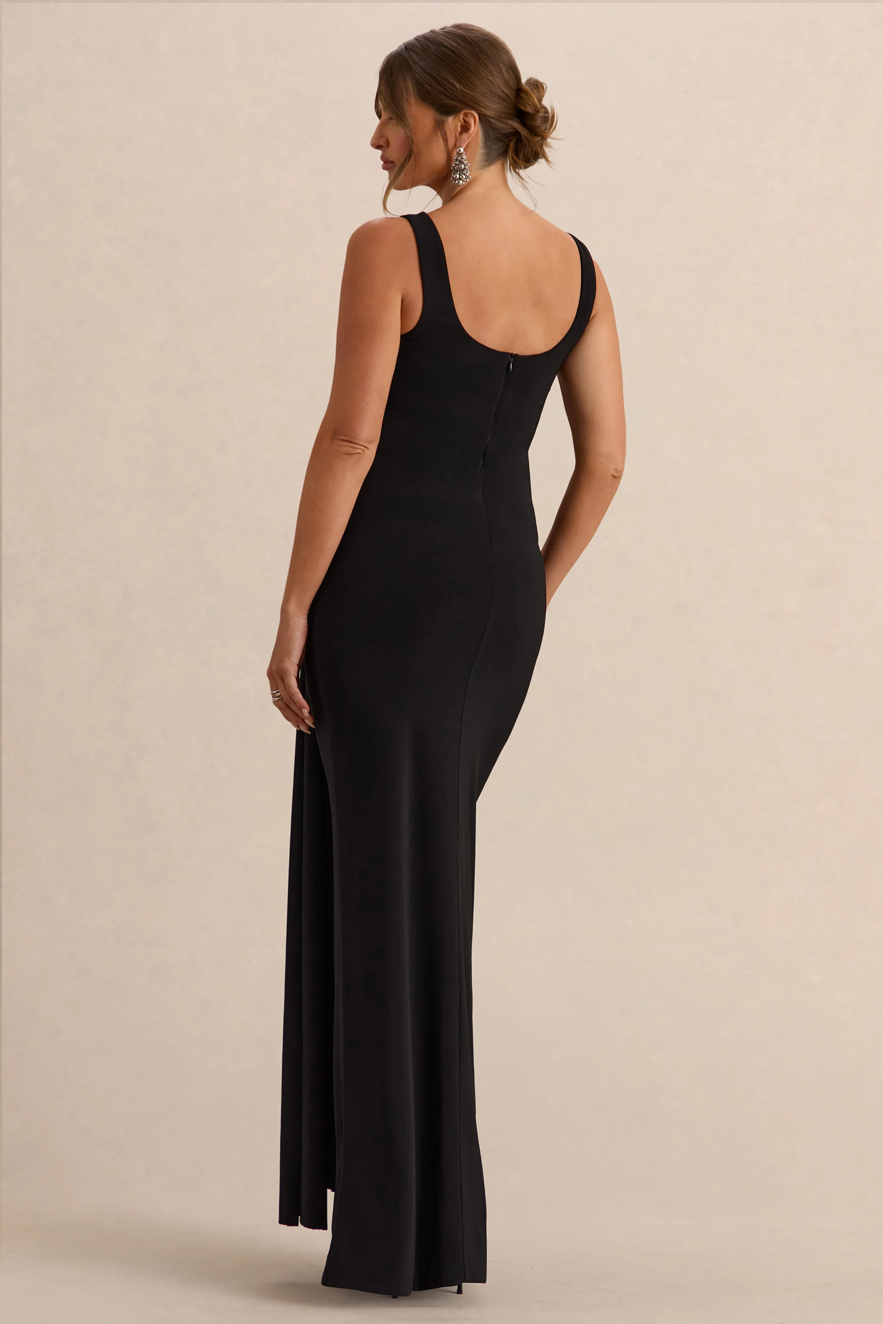 Felise | Black Scoop-Neck Maternity Maxi Dress With Gathered Detailing - Image 2