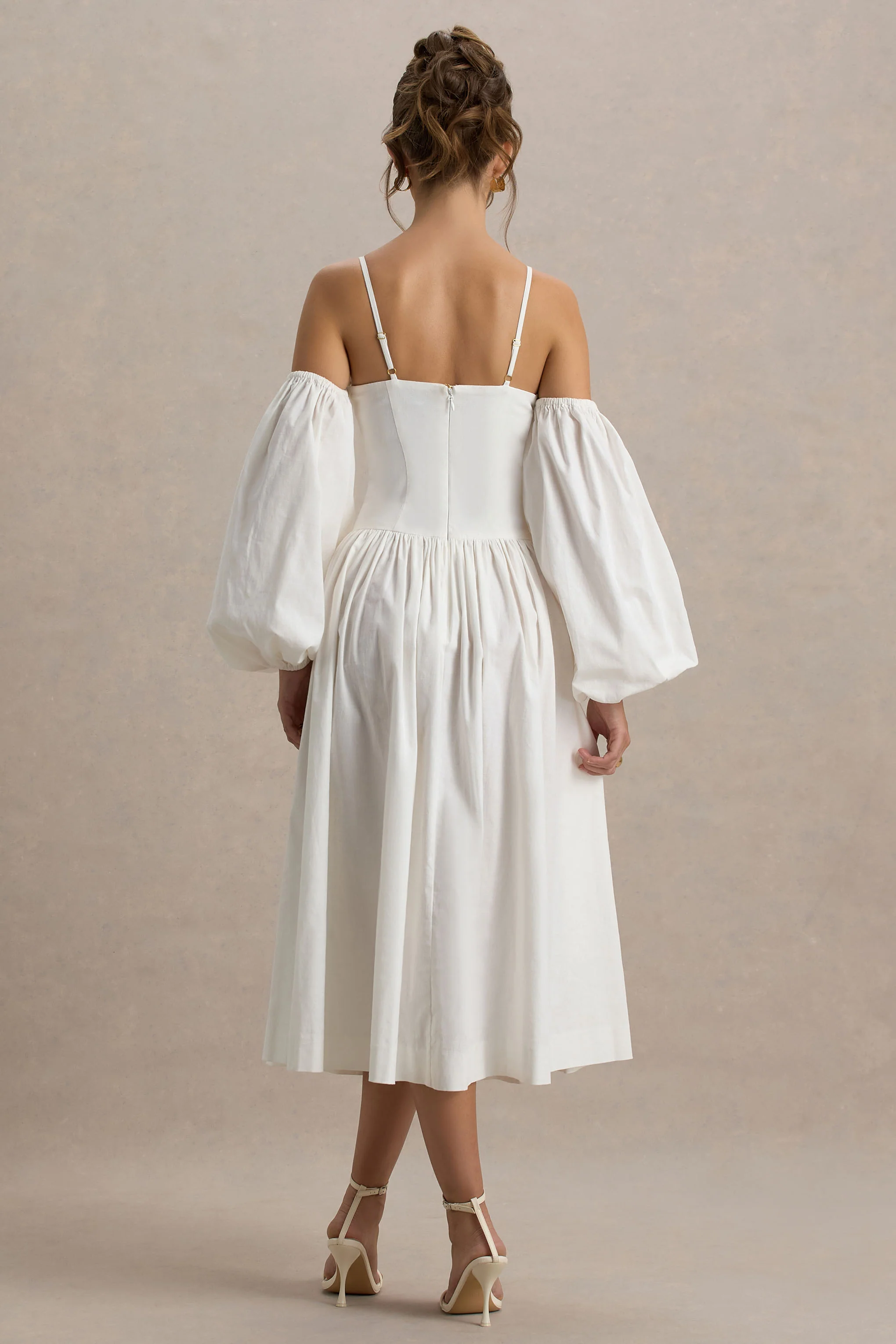 Macie | Cream Sweetheart Midi Dress With Balloon Sleeves - Image 2