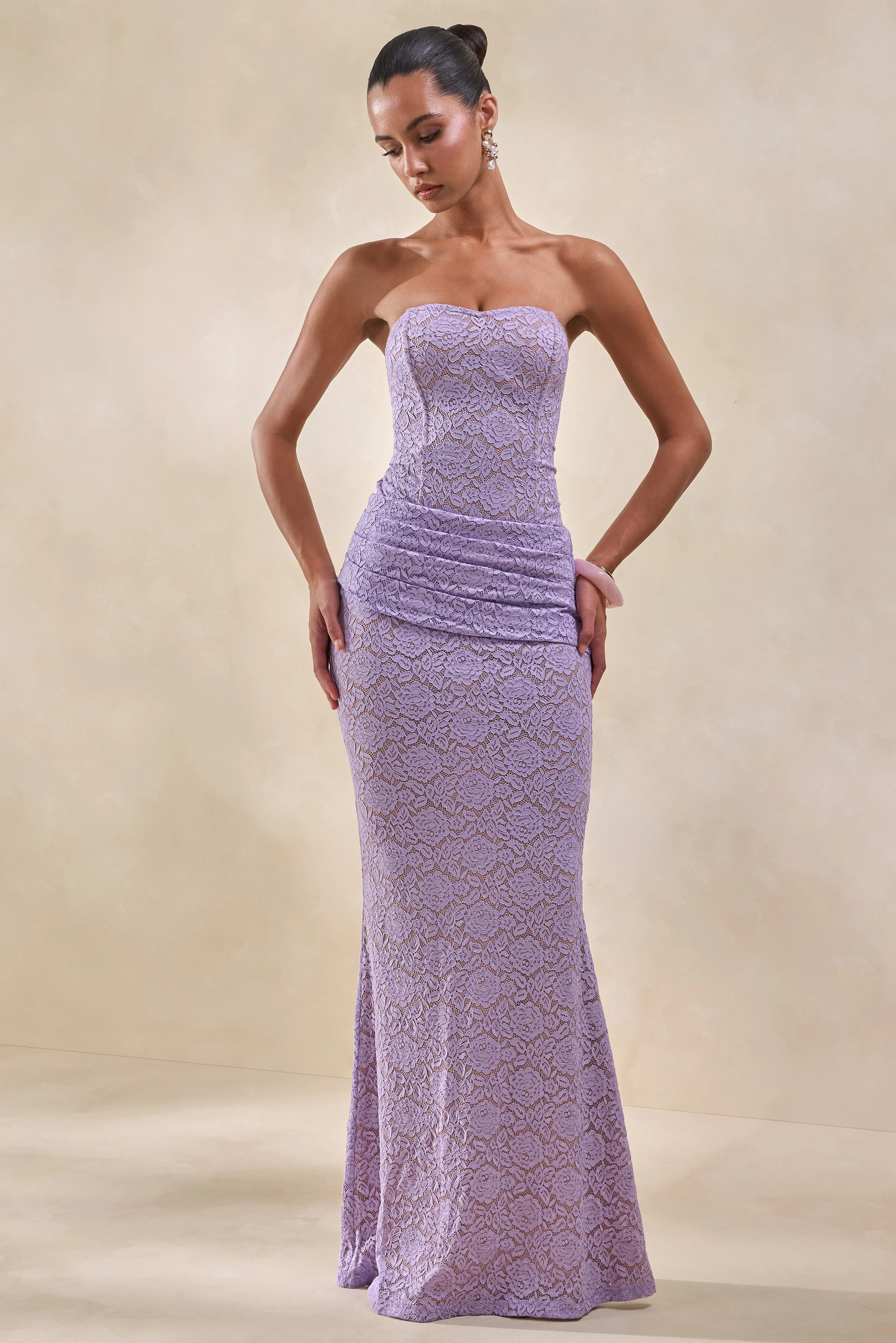 Vissia | Lilac Lace Bandeau Bodysuit - Image 3