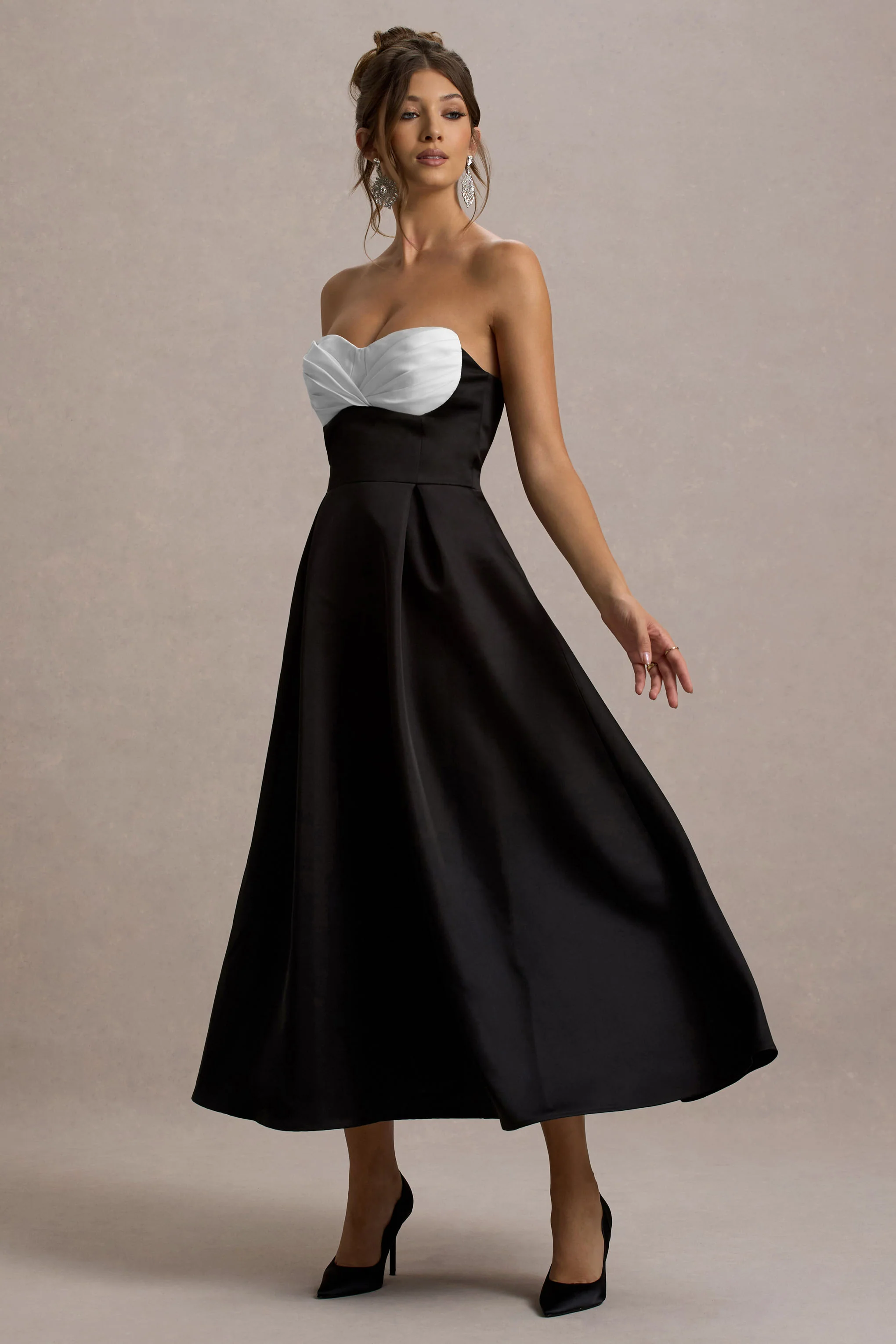 Wintour | Black Satin Sweetheart Midi Dress - Image 4